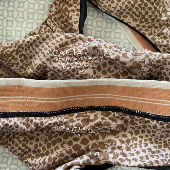 Acacia x Olympia Activewear set - Picture 3 of 3